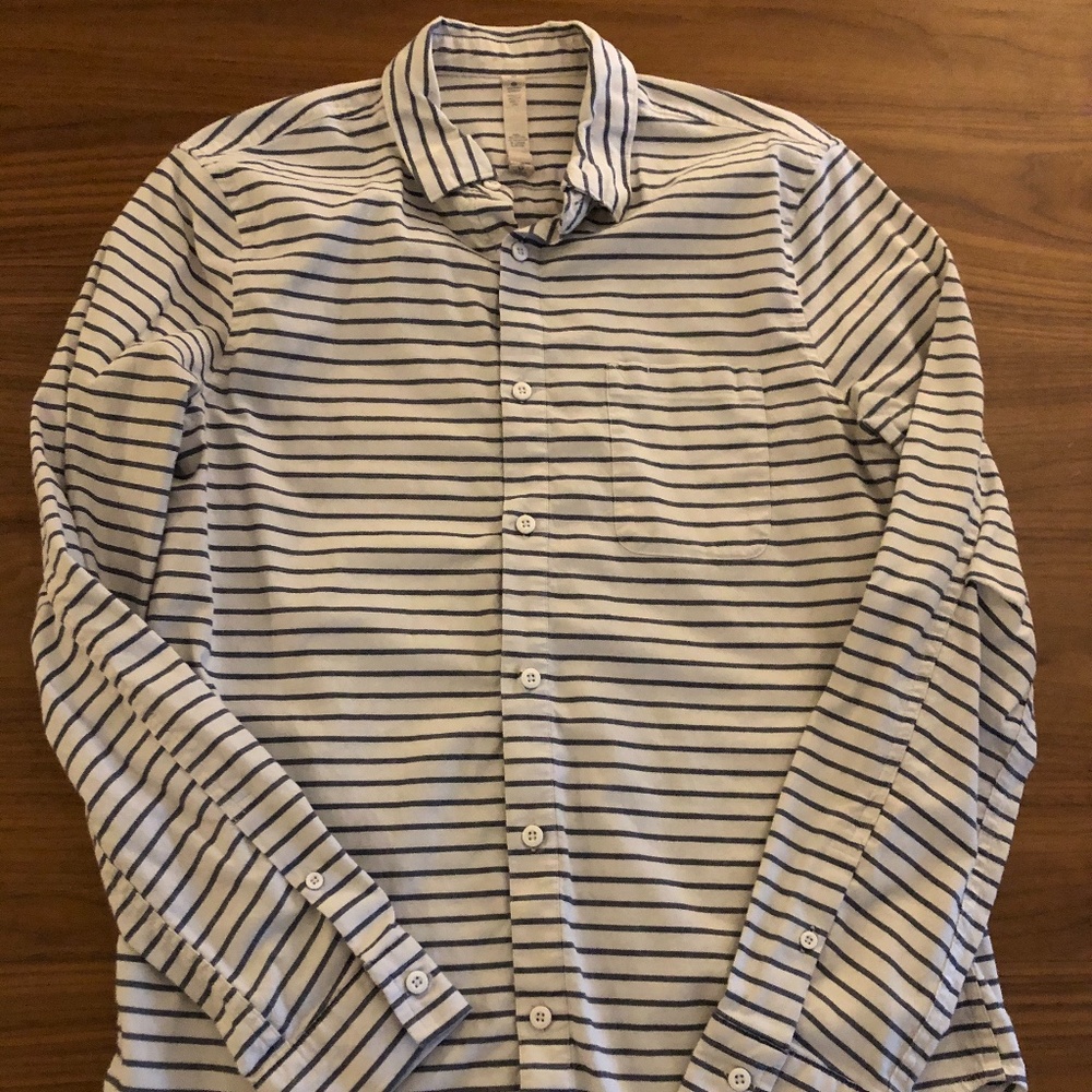 Lulu Lemon mens button down